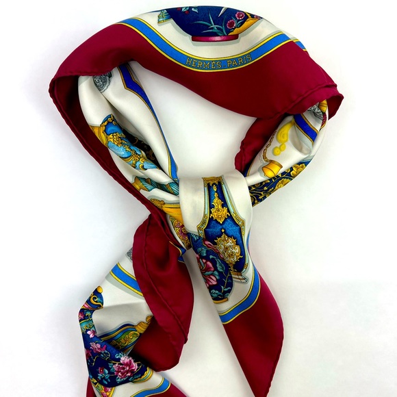 Hermes Accessories - HERMES “Qu’importe Le Flacon Carre”35”x35”/90 Multicolor Silk 100% Scarf (A1)